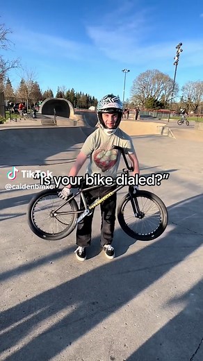 On its last life #skatepark #bmx #mtb #bmxcaiden #fyp @Stumperbmx | Bmx Caiden