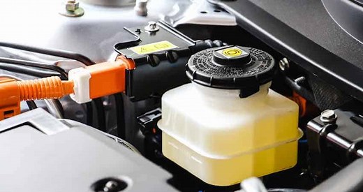 Is Brake Fluid Flammable?   5 Signs You Need To Change