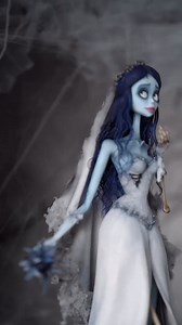 38K views · 1.2K reactions | Sugar Emily "Corpse Bride" by ANASTASIA ZHOLOB @av_zholob This gorgeous art doll is made entirely of edible materials. The dark, enchanting aesthetic & attention to detail aligns perfectly with the gothic, romantic themes of the iconic "Corpse Bride." F*cking delicious!  #beautifulbizarre #contemporaryart #surrealart #artdoll #corpsebride #edibleart #sugarart #artcollectors #artmagazine #artinspo #art | Beautiful Bizarre Magazine | Facebook