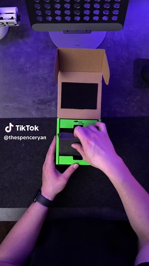 Introducing the Razer Stream Controller X - Gaming & Streaming Unboxing