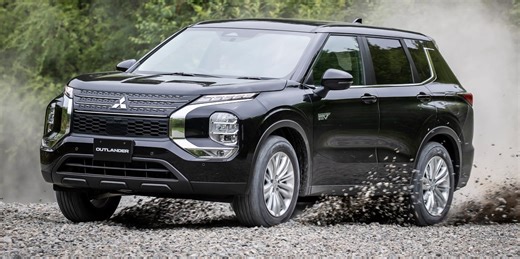 2023 Mitsubishi Outlander Hybrid Review, Pricing, and Specs