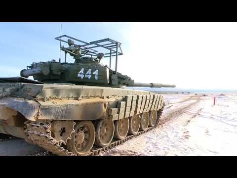 🇷🇺T-72AV, T-72B obr.1989 and T-72B at an Eastern Military District Training Centre - November 2025