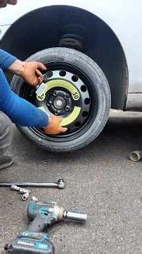 How to Change a Tire to a Spare (No Experience Needed) #shorts