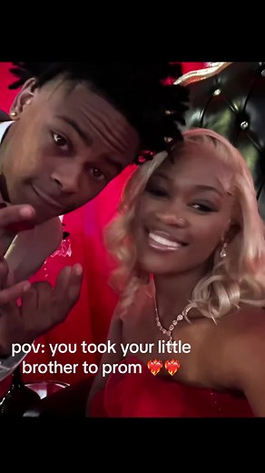 prom was a succes! we ATE! 💋💋#greenscreen #prom2k24 #reddress #fyp #blackgirltiktok #siblings