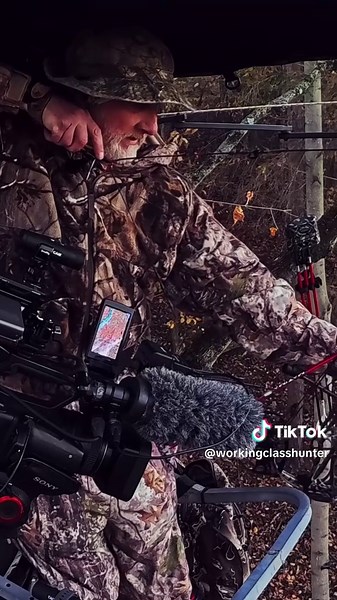 Struggles of Bow Hunting: Seth's Latest Adventure