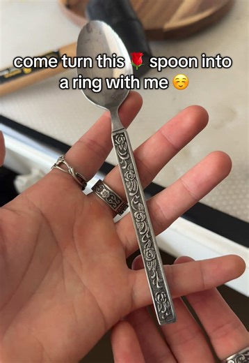 Create a Stunning Rosa Spoon Ring with Ease