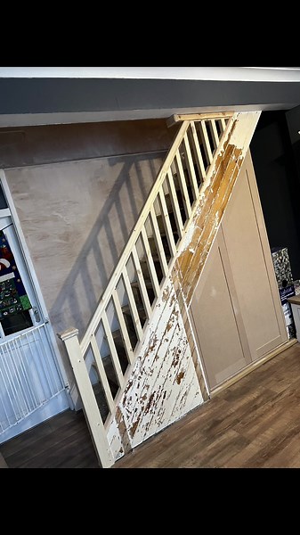 Staircase Bannister Installation Guide for Joiners and Carpenters