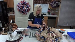 19K views · 397 reactions | Come learn what makes an Americana wreath different from your traditional patriotic wreath in this DIY tutorial | Kat's Creations | Facebook
