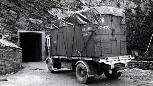 National Gallery tablet celebrates Welsh quarry that housed paintings during war