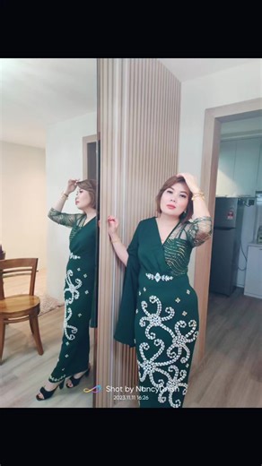 Frivolous Dress Order with Nia Danisha: Big Size Purple Dress Try-On Haul