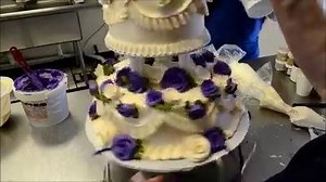 159K views · 3K reactions | Design a Two Tier Wedding Cake with open Pillars!. By: Pastry Palace | MetDaan Cakes | Facebook