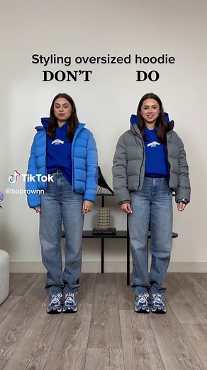 STYLING TIPS • OVERSIZED HOODIE 👕 1️⃣ Add chunky shoes to keep the right balance with your pants and hoodie. 2️⃣ Wear a jacket without a hoodie since it’s double and doesn’t look nice. 3️⃣ Tuck-in your hoodie the right way to avoid a bulky hoodie. 👀 Follow for daily fashion inspo! #stylinghacks #oversized #fashionhacks #stylingtips #hoodies #hoodiehack