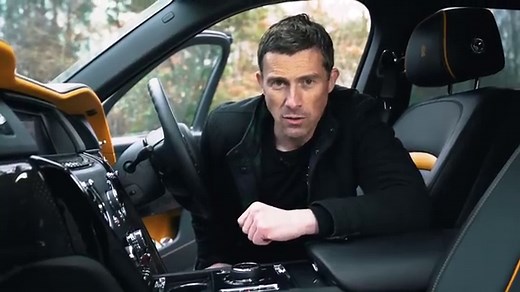 Rolls-Royce Cullinan Review 2026 | Price, Interior & Engine