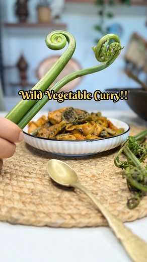 Fiddlehead Fern Curry With Chicken!!! Fiddleheads or fiddlehead greens are the furled fronds from a fledgling fern harvested for use as a vegetable. It’s known as Dedh in Kashmir! The recipe has been explained in the video. Please use the spices as per your likings!! Try this vegetable at least once in your lifetime!!! It’s amazing! #fiddleheads #fiddlehead #fiddleheadferns #mountains #wildvegetable #wildnature #cooking #recipe #yummy #yummyfood #simplerecipes #chicken #chickencurry #curry #mutt