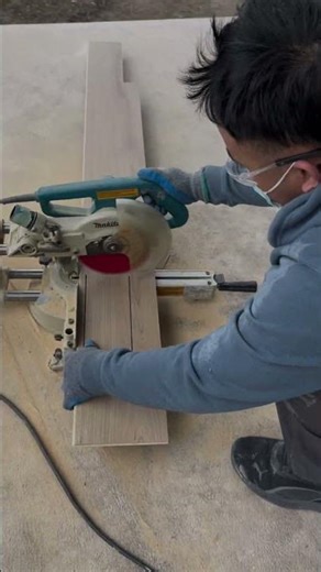 Quick laminate Flooring Hack #diy #flooring #woodworking