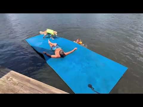 Lily Pad Floating Mat, Premium Floating Water Mat for Lake Review