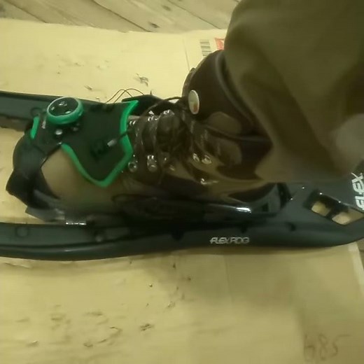 TUBBS FLEX RDG スノーシュー フィッティング