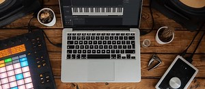 Online piano virtual keyboard in Amped Studio