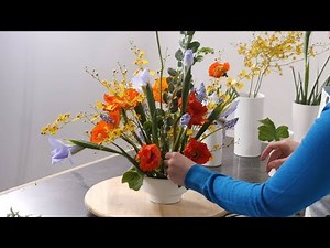 Using the iris flower for arranging