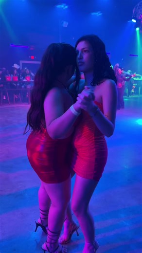 Learn Two Step Dance Moves for Cumbia