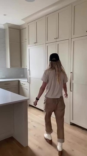 Discover the Ultimate Hidden Pantry Design Inspiration