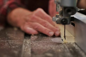 Simple, Easy Guide for How to Use a Band Saw