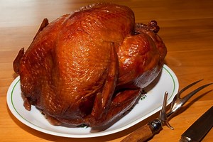 How to Reheat a Smoked Turkey: 3 Best Ways (Updated 2025)
