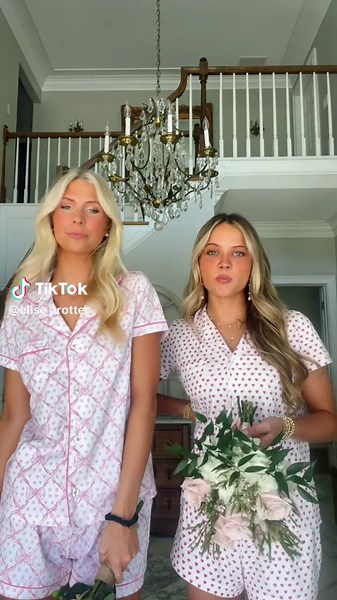 Senior Prom Highlights with Stunning Dresses