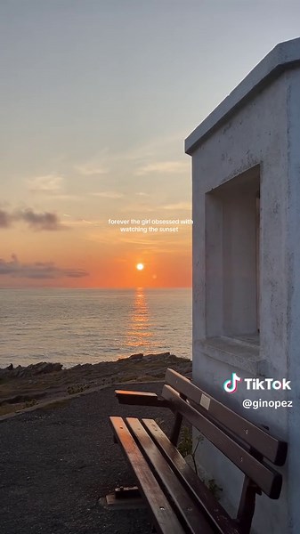 Captivating Cornwall Sunsets for Beach Lovers