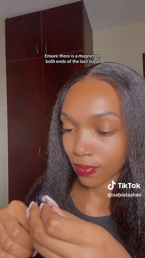 How to Apply Magnetic Lashes Tutorial for Beginners