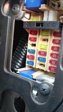 2012 TO 2016 NISSAN VERSA FUSE BOX AND RELAYS