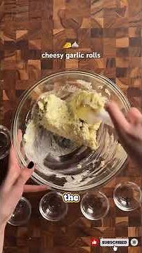 Buttery Garlic Cheese Rolls | Easy One-Pan Bread Recipe