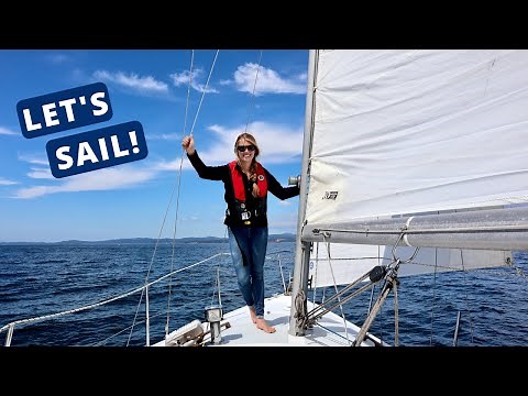 BOAT LIFE: Day Sail and fishing on our Catalina 30 // Sailing the Pacific Northwest // Ep. 48