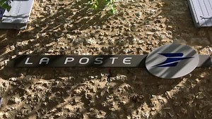 Print and buy your own stamps from La Poste – This French Life