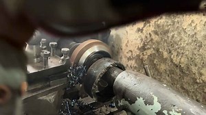 Watch the Process of Repairing a Broken Truck Axle
