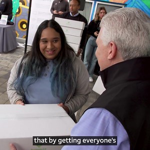 21K views · 140 reactions | AT&T employees are helping care for our communities and expand internet access by providing free computers to families across the US. | AT&T | Facebook