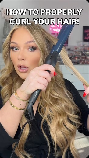 KELLY STRACK on Instagram: "How to properly curl you hair ✨💁🏼‍♀️ Curling your hair this way will cause the least amount of damage to your hair and give you the perfect curl every time! #hair #hairhacks #beauty #beautyhacks #hairtutorial"