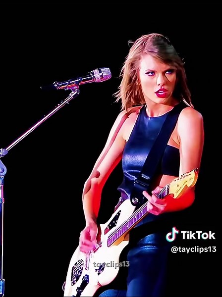 Taylor Swift Live Performance Highlights: A Swiftie Tribute