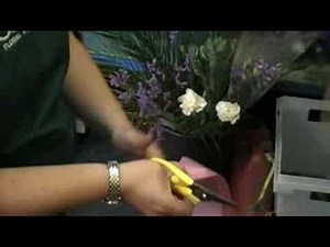 How to make a floristry bow