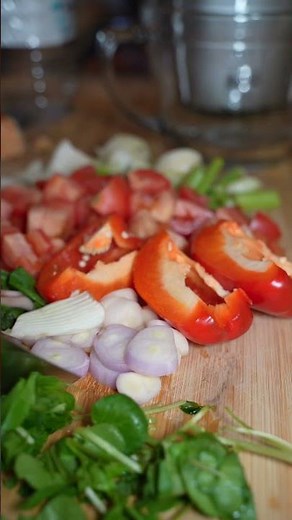 Healthy Homemade V8 Juice Recipe