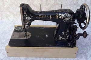 Vintage Pfaff History: When Was My Pfaff Sewing Machine Made?
