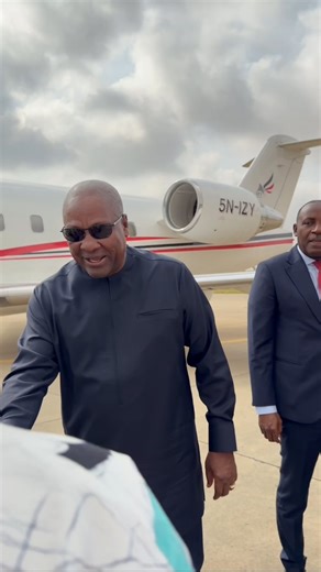 Collabsandall on Instagram: "“This video has been giving us joy 🤭 seeing two African countries doing well as brothers, things we love to see.” The moment when the President of the Republic of Ghana, H.E. John Dramani Mahama was welcomed at Ibadan Airport in preparation for His Installation As the AARE ATAYETO OODUA OF THE SOURCE by the Ooni of Ife, OBA ADEYEYE ENITAN OGUNWUSI CFR, OJAJA Il, in Ile-Ife"