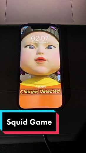 Fav charging animation 🔺 #chargingfun #squidgame #redlightgreenlight #squidgamenetflix #phonetricks #ios15 #fypシ