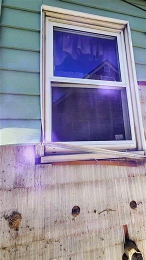 WATER LEAKS AROUND YOUR WINDOWS? 💧🪟