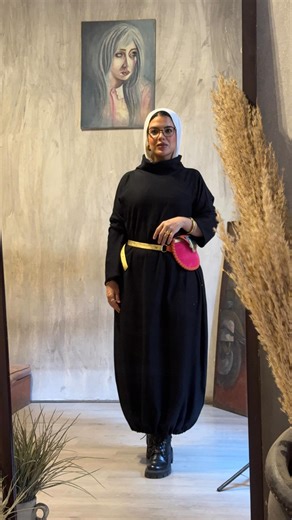 Esraa S. El-Ashry on Instagram: "All black, but never boring 🖤✨ You’ll find everything from this reel at LA Market @lydiaakrammarket – Winter Finds (2nd Edition). 📍 Hall 1 – Egypt International Exhibition Center, New Cairo 📅 26–27 December | Friday & Saturday ⏰ 11 AM – 10 PM 🖤 Dress: @nahlamohystudio 🤍 White scarf: @echarpista 🩰 Black ballerinas: @tgs_worldwide 🌸 Perfume: @musccollection – Bombshell 🧣 Printed scarf: @nazgalleryeg One place. So many local gems ✨ See you there 🤍"