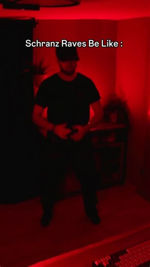 Lawbreaker / Music on Instagram: "Schranz ist so eine ganz eigene Welt. 😭 Für viele klingt es stumpf und irgendwie immer gleich. 👀 Aber wenn man einmal in diese hypnotisierende Wirkung von Schranz fällt, fühlen sich 12 Stunden Tanzen plötzlich an wie 2. 😆 Die Zeit auf solchen Raves fliegt einfach brutal schnell vorbei ✨ #Schranz #Techno #meme #Raveculture #Technomeme"