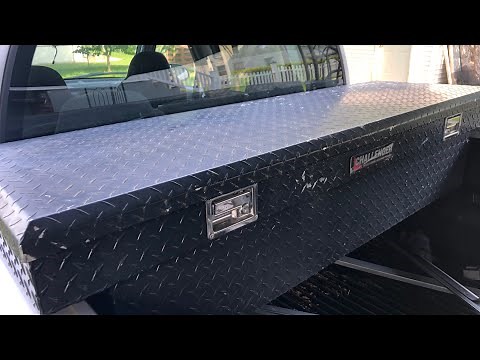 How to change a lock on your truck bed tool box