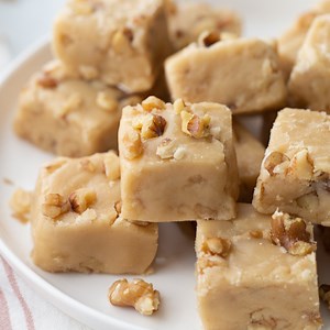 104K views · 190 reactions | ⭐RECIPE: https://recipesforholidays.com/maple-walnut-fudge/ This classic MAPLE WALNUT flavor turns out a creamy, delicious fudge! | RecipeGirl | Facebook