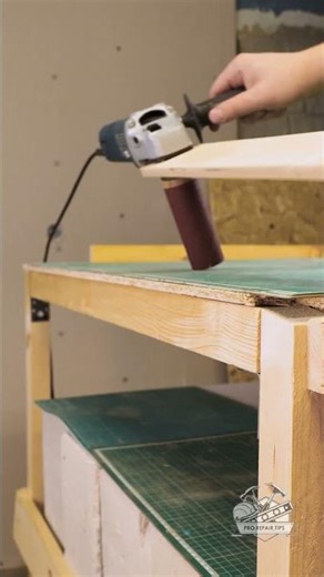 Grinder Gone Wild! Unexpected Woodcutting Hack 🪓⚙️