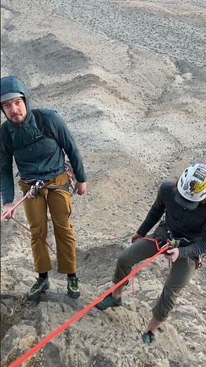 Multi-Pitch Rappelling: Party of 3